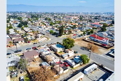 584 E H Street, Colton, CA 92324 - Photo 9