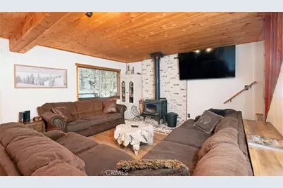 108 E Rainbow Boulevard, Big Bear City, CA 92314 - Photo 15