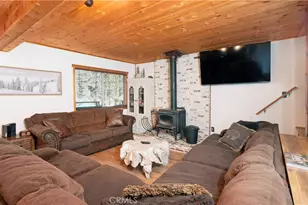 108 E Rainbow Blvd, Big Bear City, CA 92314 - Photo 15