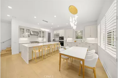 242 Sutters, Irvine, CA 92602 - Photo 5