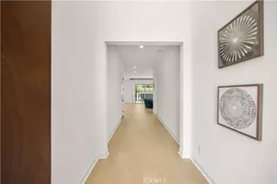 242 Sutters, Irvine, CA 92602 - Photo 3