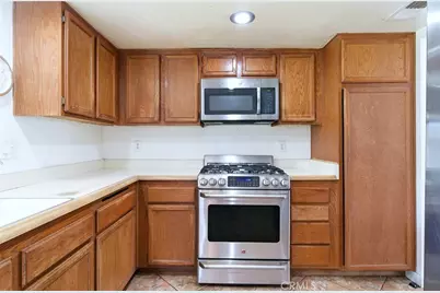 1080 Brentwood, Rialto, CA 92376 - Photo 13