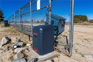 1825 Smoke Tree, Pinon Hills, CA 92372 - Photo 49