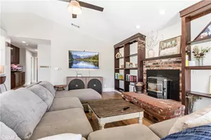 1825 Smoke Tree, Pinon Hills, CA 92372 - Photo 9