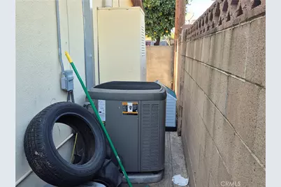 727 S Eastmont Avenue, Los Angeles, CA 90022 - Photo 39