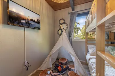 27482 Matterhorn, Lake Arrowhead, CA 92352 - Photo 31