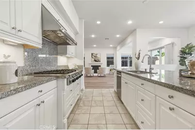 218 Geyser, Irvine, CA 92618 - Photo 23