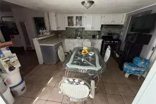 327 S 29th, San Diego, CA 92113 - Photo 5