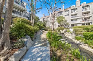 20301 Bluffside Cir, Huntington Beach, CA 92646 - Photo 29