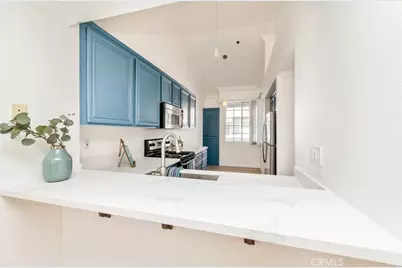 20301 Bluffside Circle #D401, Huntington Beach, CA 92646 - Photo 7