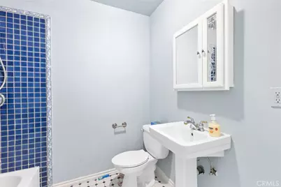 9232 S 7th, Inglewood, CA 90305 - Photo 19