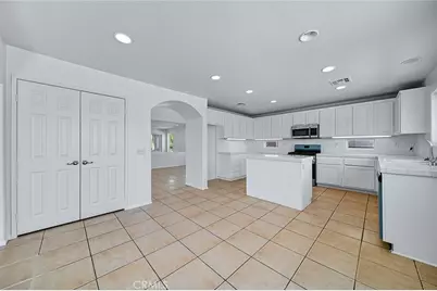 9373 Dragon Tree, Hesperia, CA 92344 - Photo 11