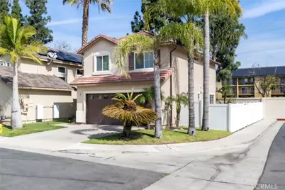 901 Primrose Lane, Corona, CA 92878 - Photo 3