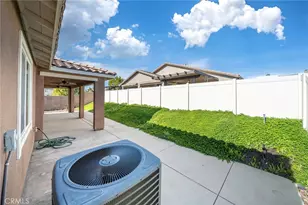 29202 Hackberry, Lake Elsinore, CA 92530 - Photo 31