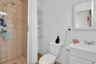 927 N Glenn, Ontario, CA 91764 - Photo 17