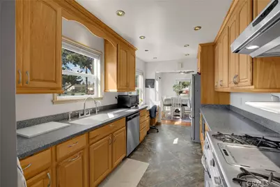 806 E I, Ontario, CA 91764 - Photo 9