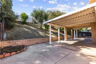 32015 Bourges, Lake Elsinore, CA 92530 - Photo 17