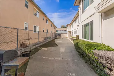 4017 Gelber Place, Los Angeles, CA 90008 - Photo 5