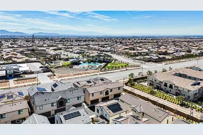 16651 Snowdrop #1, Fontana, CA 92336 - Photo 29