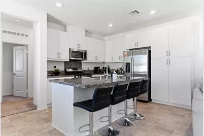 16651 Snowdrop #1, Fontana, CA 92336 - Photo 5