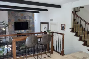 20224 Chapter, Woodland Hills, CA 91364 - Photo 27