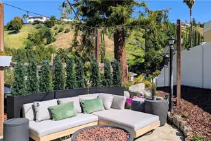 20224 Chapter, Woodland Hills, CA 91364 - Photo 59