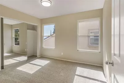 71 Villa Valtelena, Lake Elsinore, CA 92532 - Photo 21