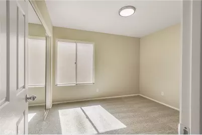 71 Villa Valtelena, Lake Elsinore, CA 92532 - Photo 23