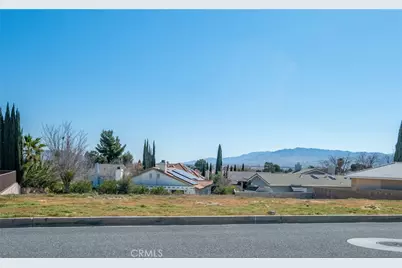 13145 Autumn Leaves Ave, Victorville, CA 92395 - Photo 17