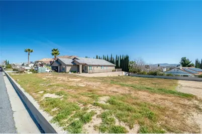 13145 Autumn Leaves, Victorville, CA 92395 - Photo 11