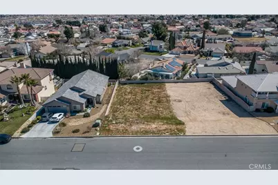 13145 Autumn Leaves Ave, Victorville, CA 92395 - Photo 9