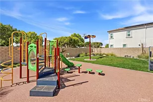 335 Carson Ct, Rialto, CA 92376 - Photo 29