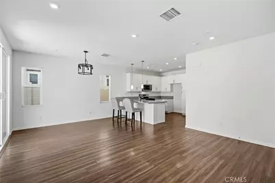 335 Carson Ct, Rialto, CA 92376 - Photo 3