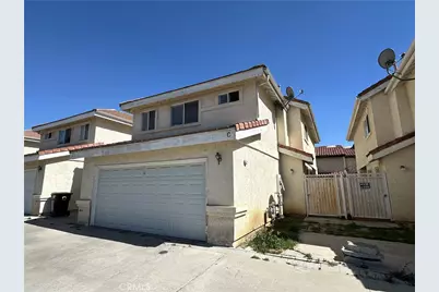 21041 Gault #C, Canoga Park, CA 91303 - Photo 1