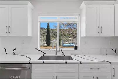 7680 Rockaway Avenue, Yucca Valley, CA 92284 - Photo 11