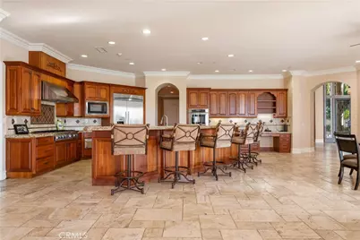 423 Cleveland Way, Corona, CA 92881 - Photo 17