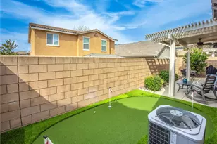 5418 Massa Way, Fontana, CA 92336 - Photo 35