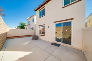 208 Bonita Ln, Rialto, CA 92376 - Photo 7