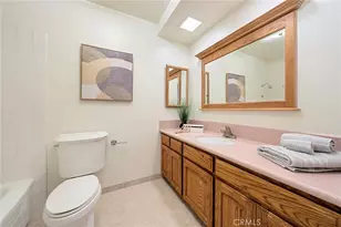 17341 Almelo Ln, Huntington Beach, CA 92649 - Photo 37