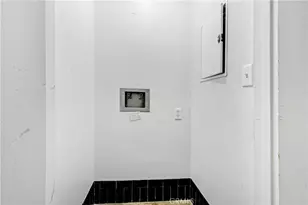 849 S Broadway, Los Angeles, CA 90014 - Photo 17