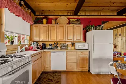 43897 Yosemite Drive, Big Bear Lake, CA 92315 - Photo 15