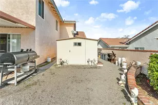 11048 Thrush Dr, Riverside, CA 92505 - Photo 23