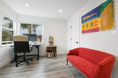 4434 Santa Monica Avenue, San Diego, CA 92107 - Photo 13