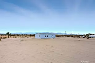 5430 Luna Rd, Phelan, CA 92371 - Photo 5