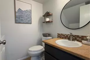 824 N Pasadena Ave, Azusa, CA 91702 - Photo 33