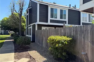 824 N Pasadena Ave, Azusa, CA 91702 - Photo 7