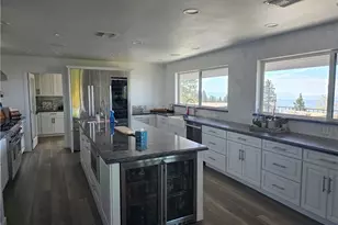 30461 Live Oak, Running Springs, CA 92382 - Photo 7