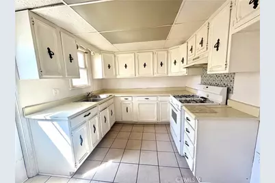 401 S Gilbert, Fullerton, CA 92833 - Photo 5