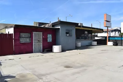 411 N La Brea Avenue, Inglewood, CA 90302 - Photo 3