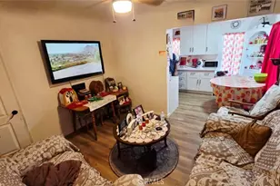 410 Niles, Bakersfield, CA 93305 - Photo 17